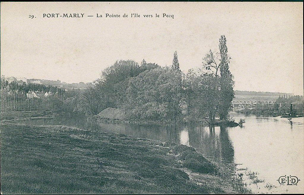 Carte postale sur Le Port-Marly - France