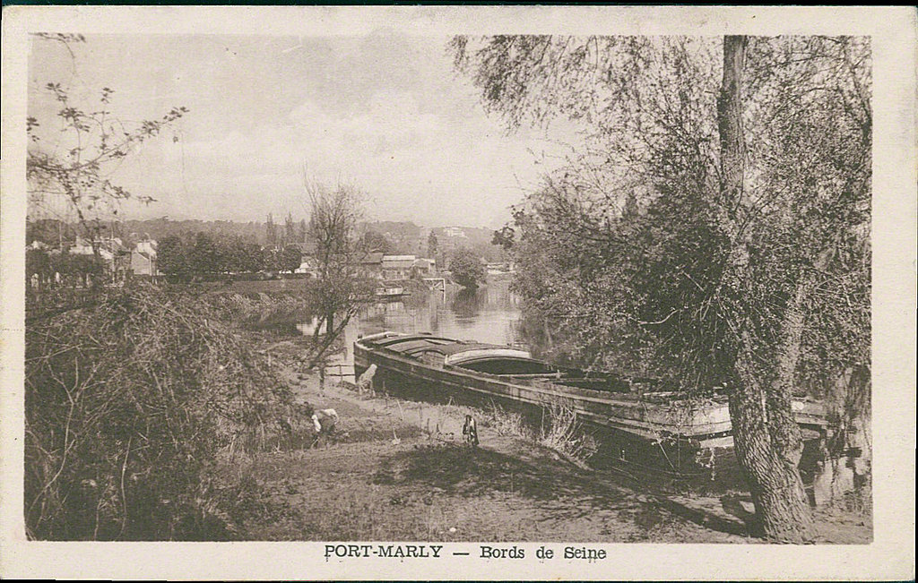 Carte postale sur Le Port-Marly - France